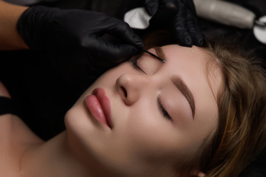 PMU Nachsorge: So bleibt dein Permanent Make-up perfekt erhalten